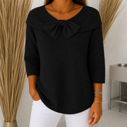 Women's Round-Neck Winter Knit Sweater in Black