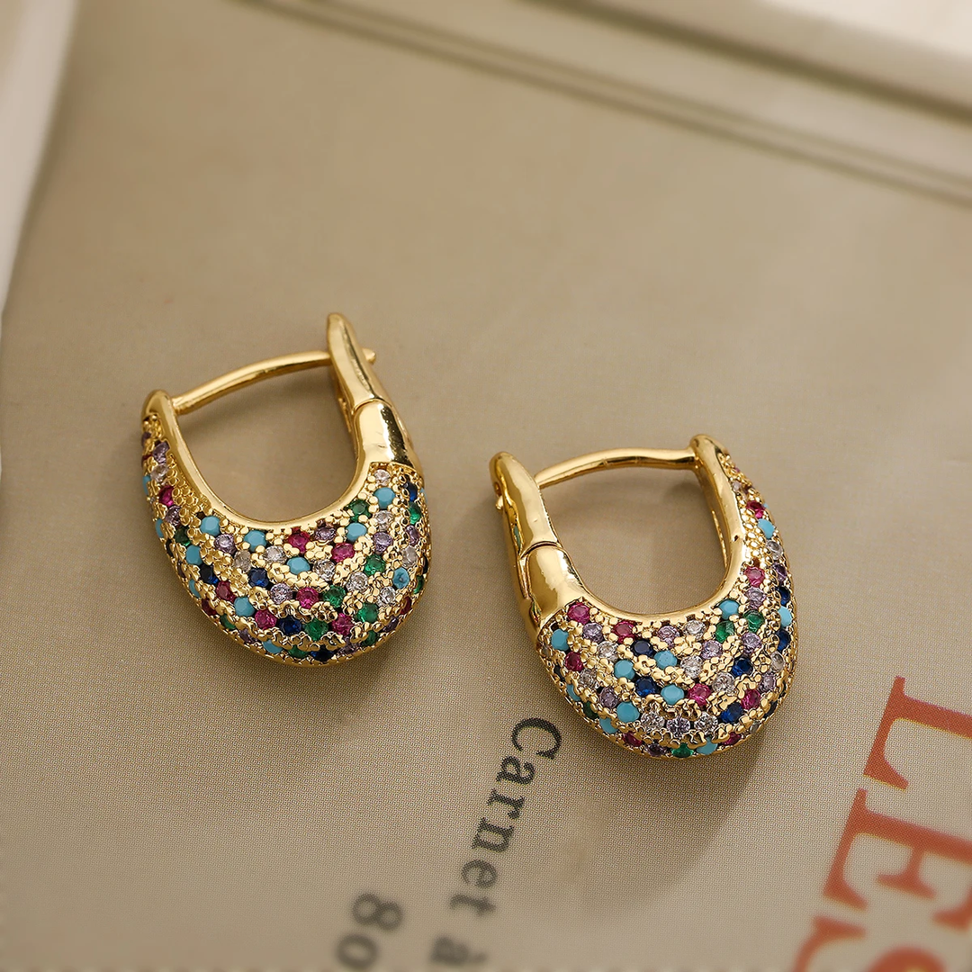 Crystal Detail Earrings – Lightweight Feel, Even Finish, Easy to Layer
