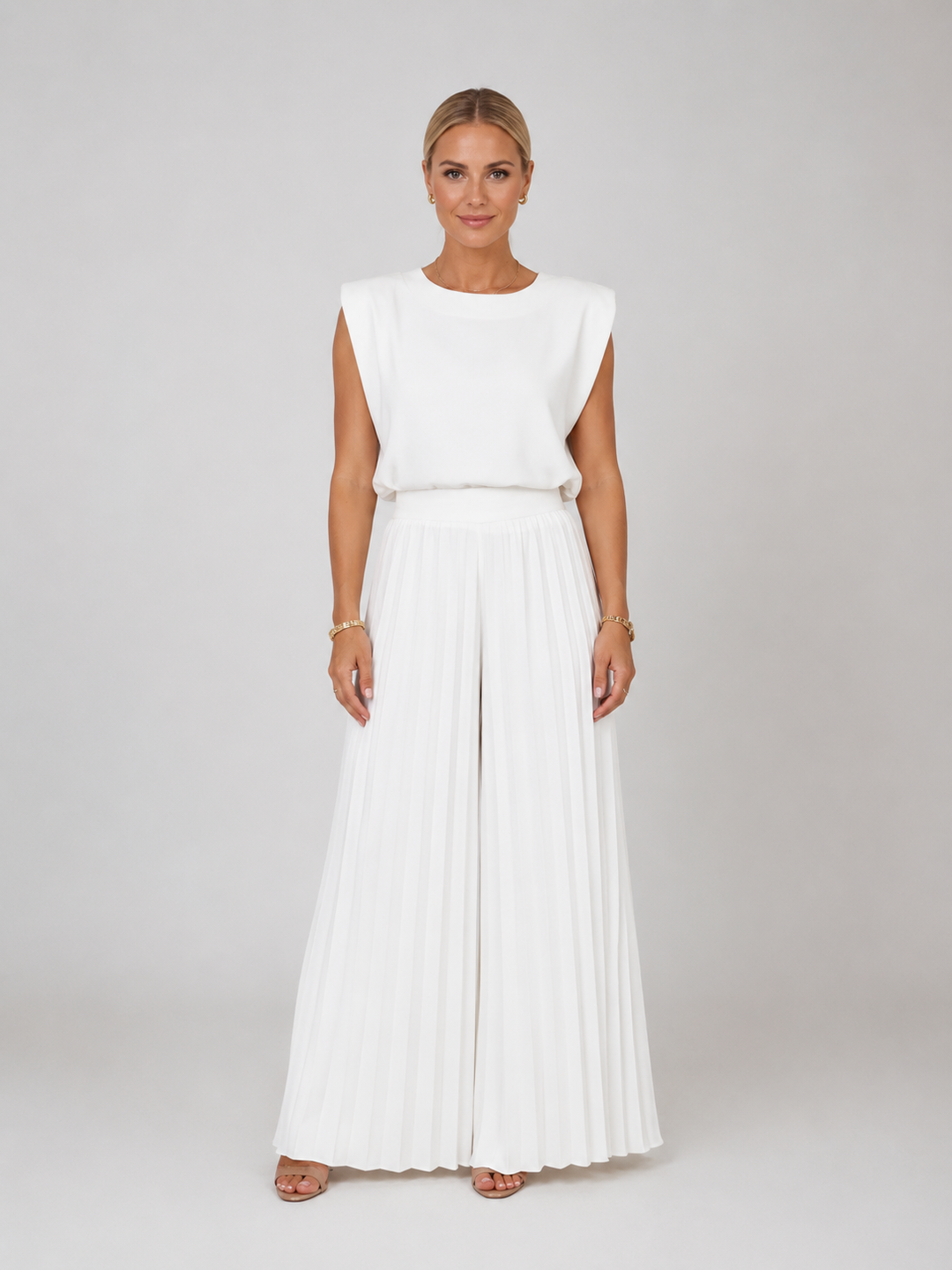 Pleated Wide-Leg Pants and Sleeveless Top Set for Women – Relaxed Draped Fit