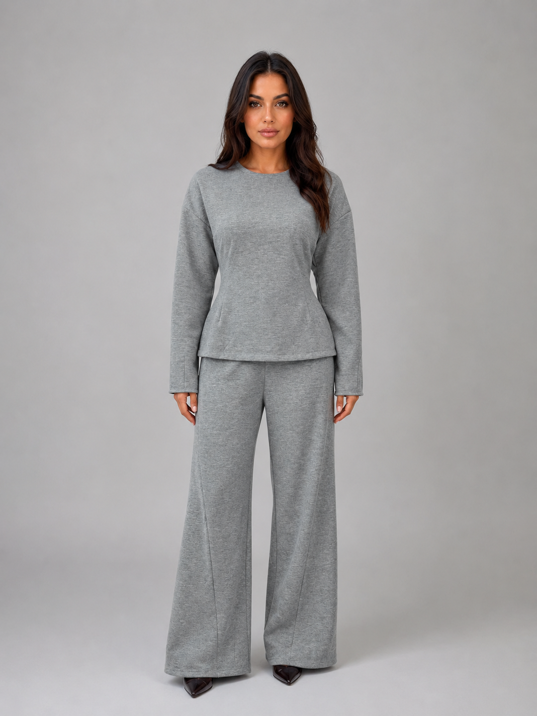 Women's Lounge Set with Fitted Long Sleeve Top and Wide-Leg Pants in Gray