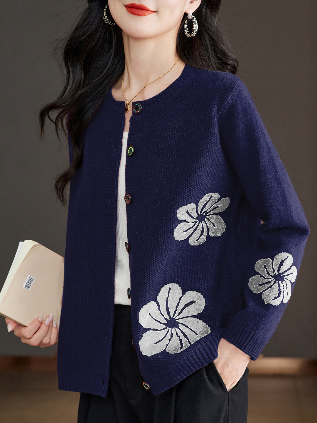 Floral Print Asymmetric Hem Cardigan for Women – Layers Over Knitwear in Blue & Navy