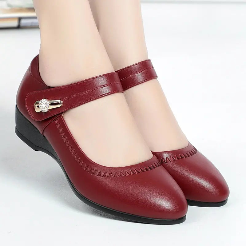 Heeled Pumps for Women – Cushioned Insole, Smooth Lining, Stable Heel