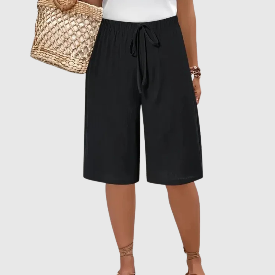Easy Fit Shorts for Women – Lightweight for Warm Days, Neat Finish at Hem