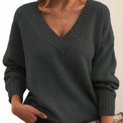 Women's V-Neck Ribbed Sweater in Dark Gray